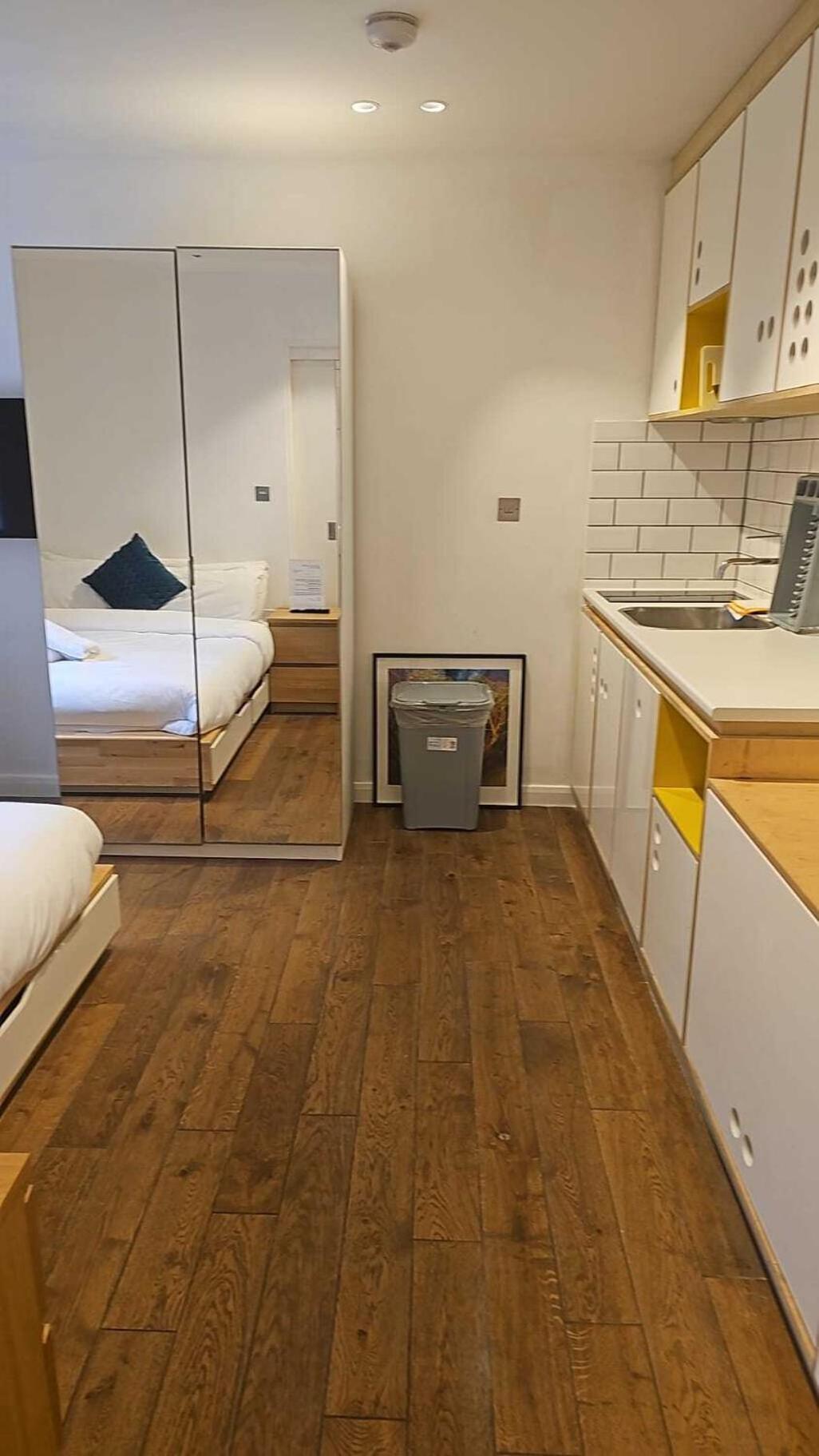 The Chapter- Knightsbridge Suites Londra Oda fotoğraf